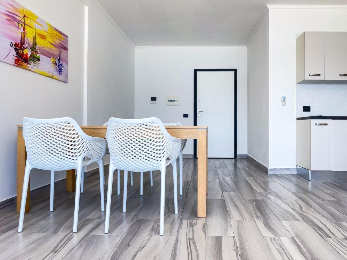 Appartamento Fronte Mare 20 费拉约港 外观 照片