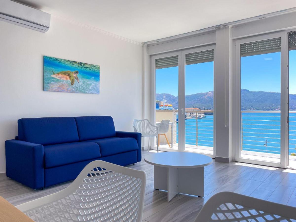Appartamento Fronte Mare 20 费拉约港 外观 照片